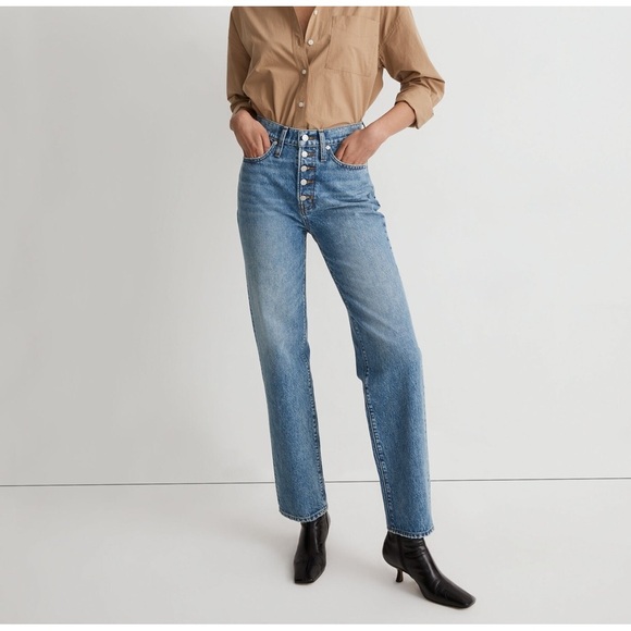 Madewell The Perfect Vintage Straight Jean in Delafield Wash: Button-Fly Edition - Picture 1 of 12